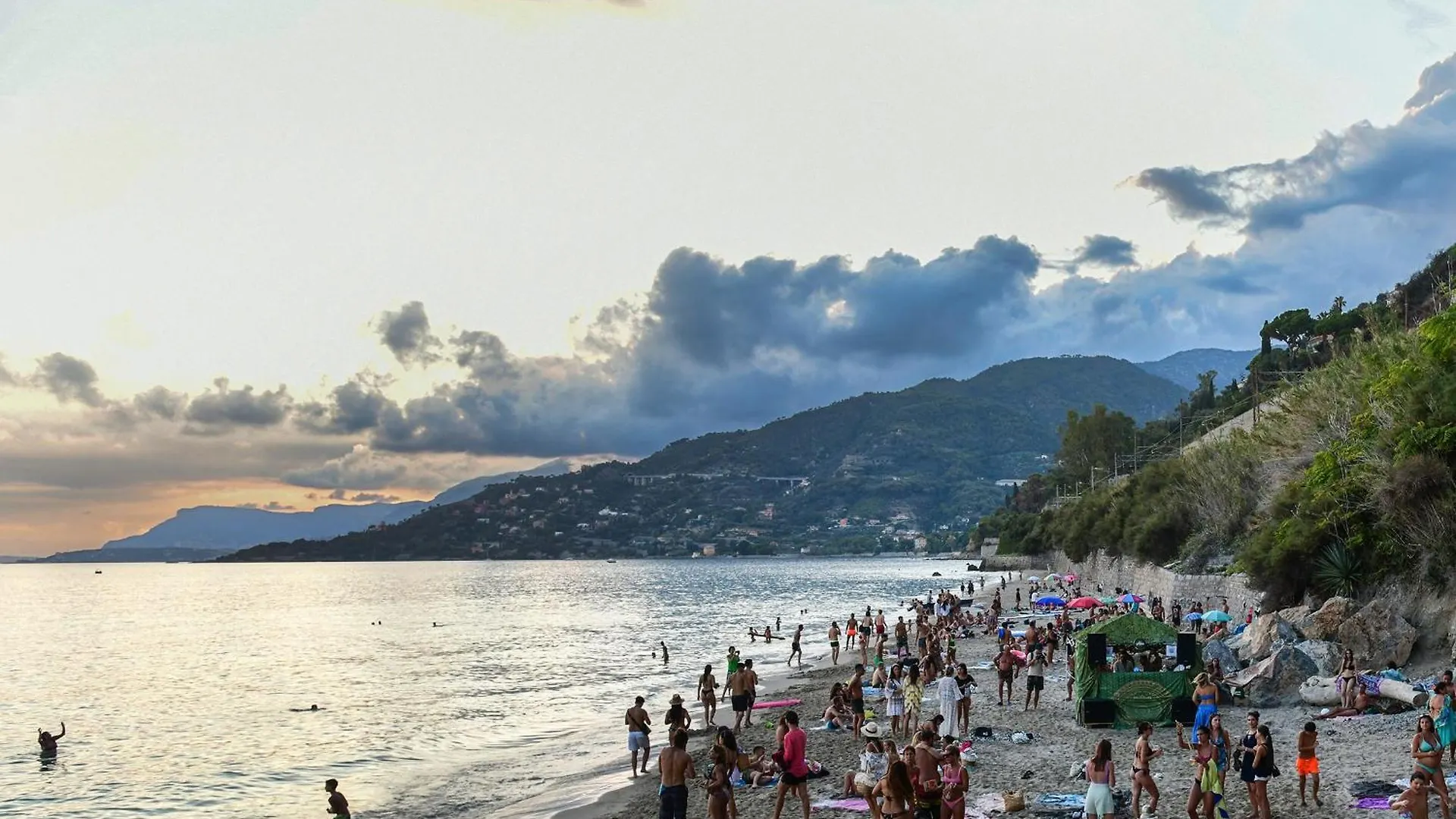 Alma Home Experience Ventimiglia Apartamento